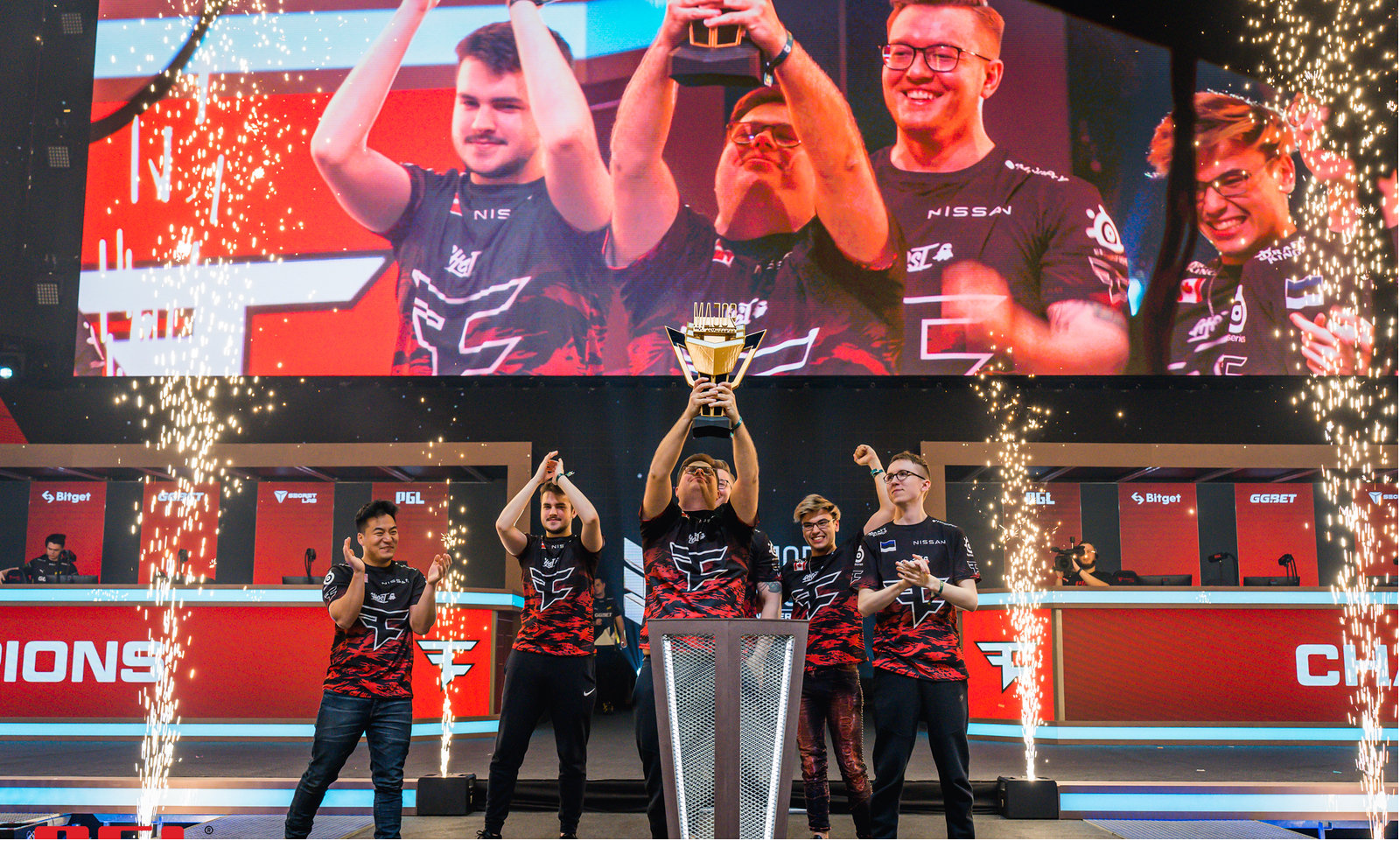 人瞠目结舌 人瞠目结舌