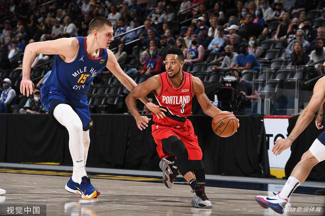 王佳琦和周 王佳琦和周